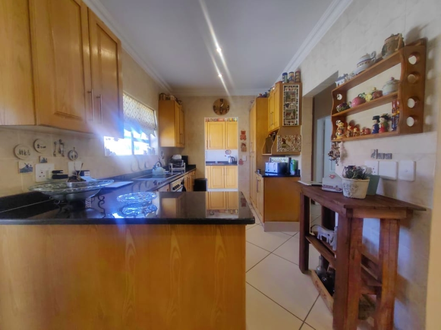 3 Bedroom Property for Sale in Grimbeeck Park North West